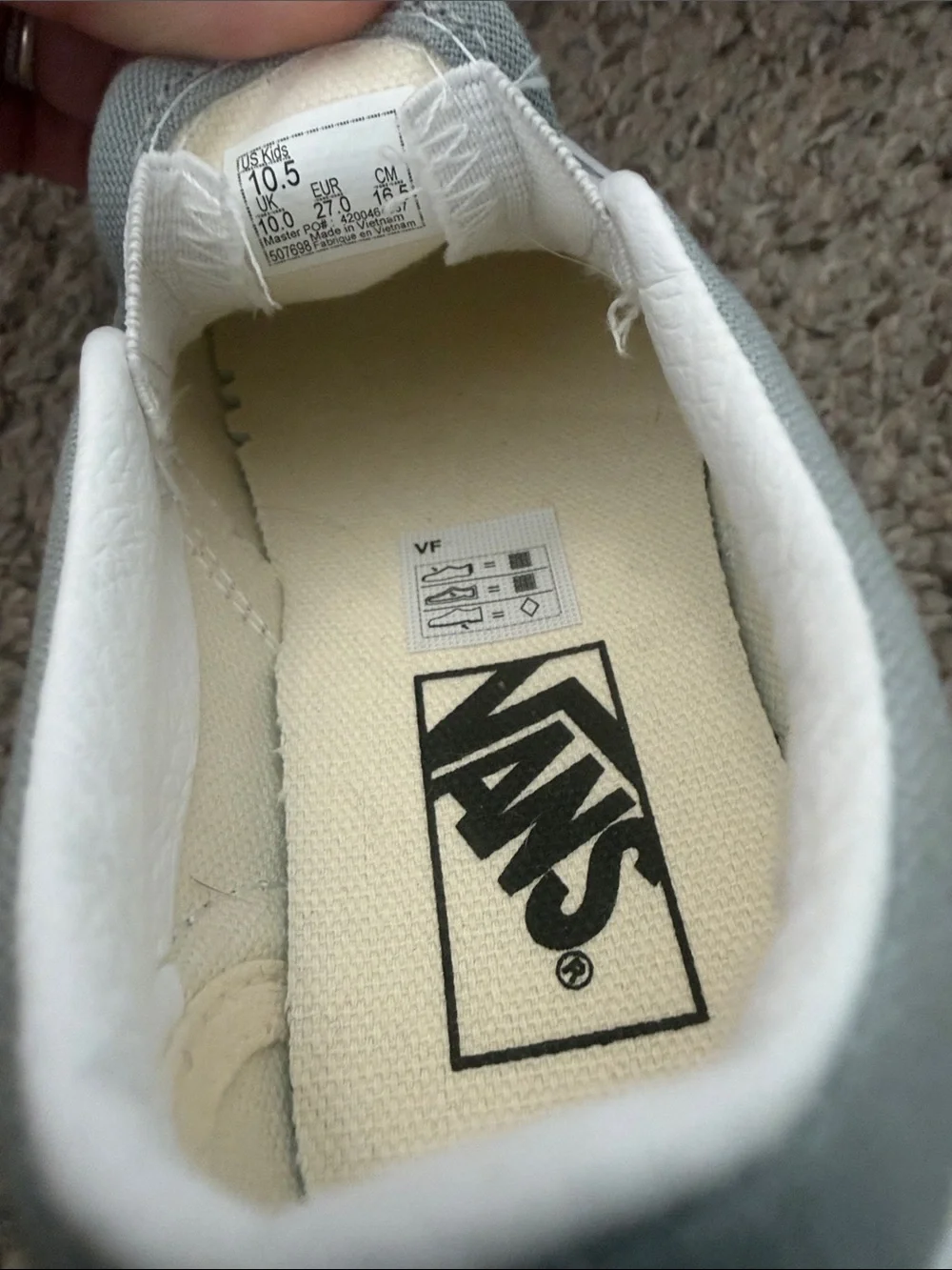 Vans iconic outsole detail